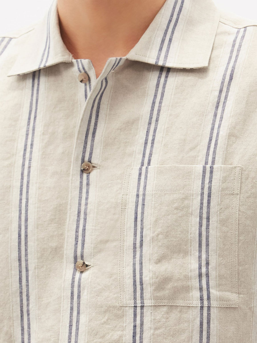 Striped linen short-sleeved shirt