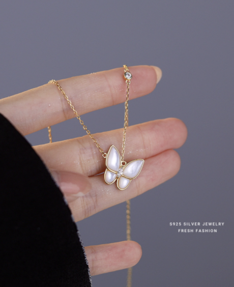 🦋 ROYAL BUTTERFLY LOVE 💟